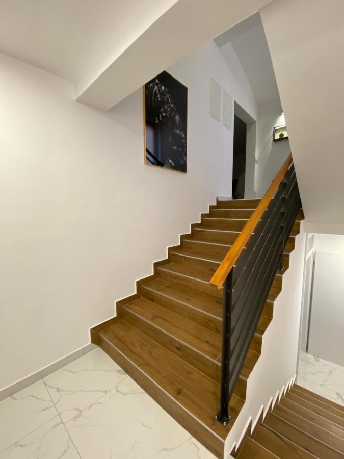 נין Holiday Home “Marko” With Heated Pool! מראה חיצוני תמונה