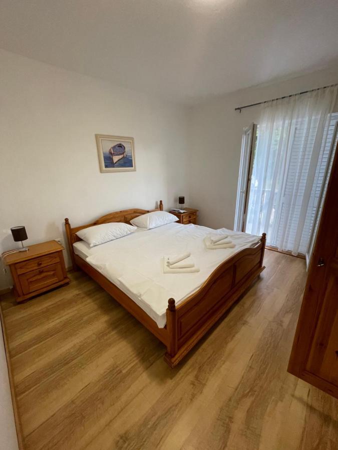 נין Holiday Home “Marko” With Heated Pool! מראה חיצוני תמונה